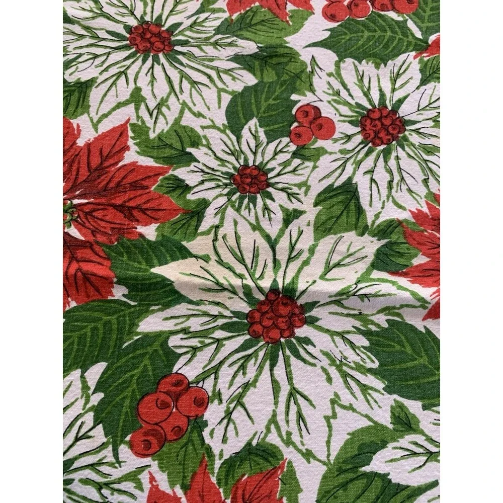 Vintage Cotton Christmas Pointsetta Holly Berries Tablecloth 4’ By 5’